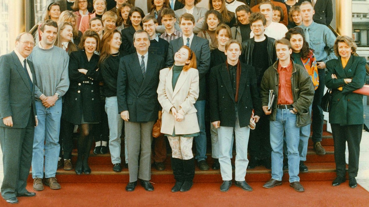 Crew VI