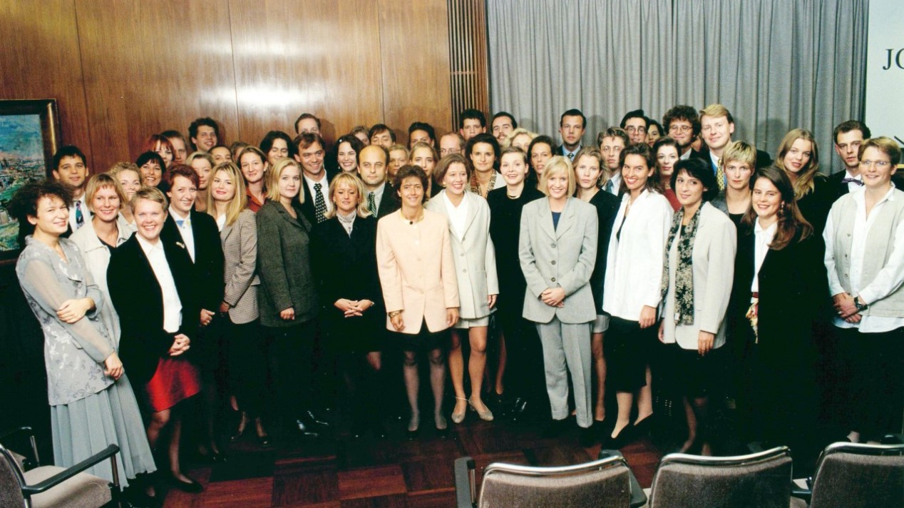 Crew VII